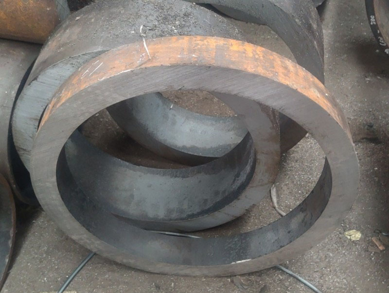 鹤峰35CrMo无缝钢管切割加工